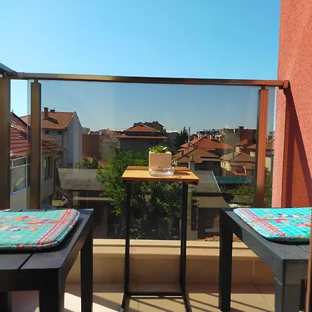 сарафово романс * Burgas Stad